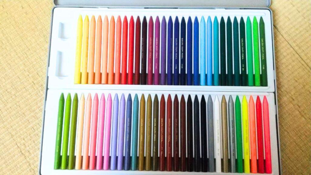 50色のクーピー
